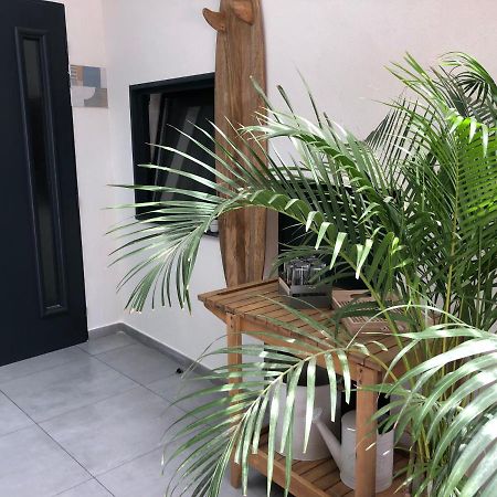 弗龙蒂尼昂Le Jardin D Eden公寓 外观 照片